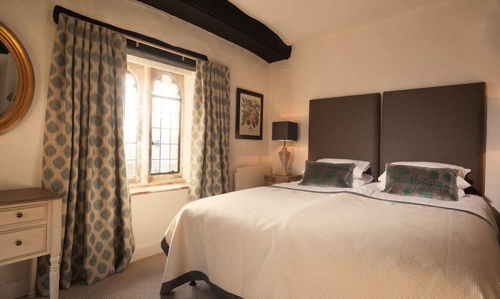 The Crown Hotel Shipton under Wychwood Bagian luar foto
